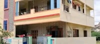 విచిత్రమైన దొంగలు.. చోరీ చేసిన ఇంట్లోనే ఆ పని కూడా చేశారు?